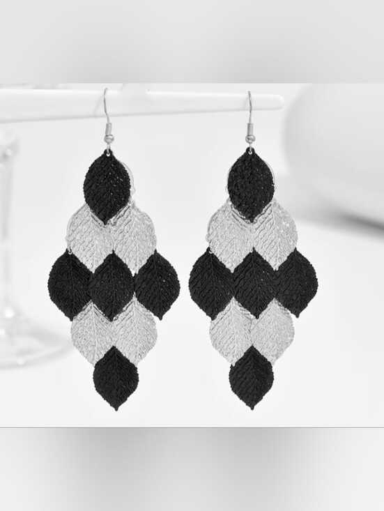 Nikki Picks Jewelry Jewelry - $8 Each Or Bundle 5/$20 Textured Leaf Cascade Earrings - Black & Silver